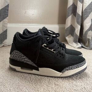 Women’s Nike Jordan 3 sneakers